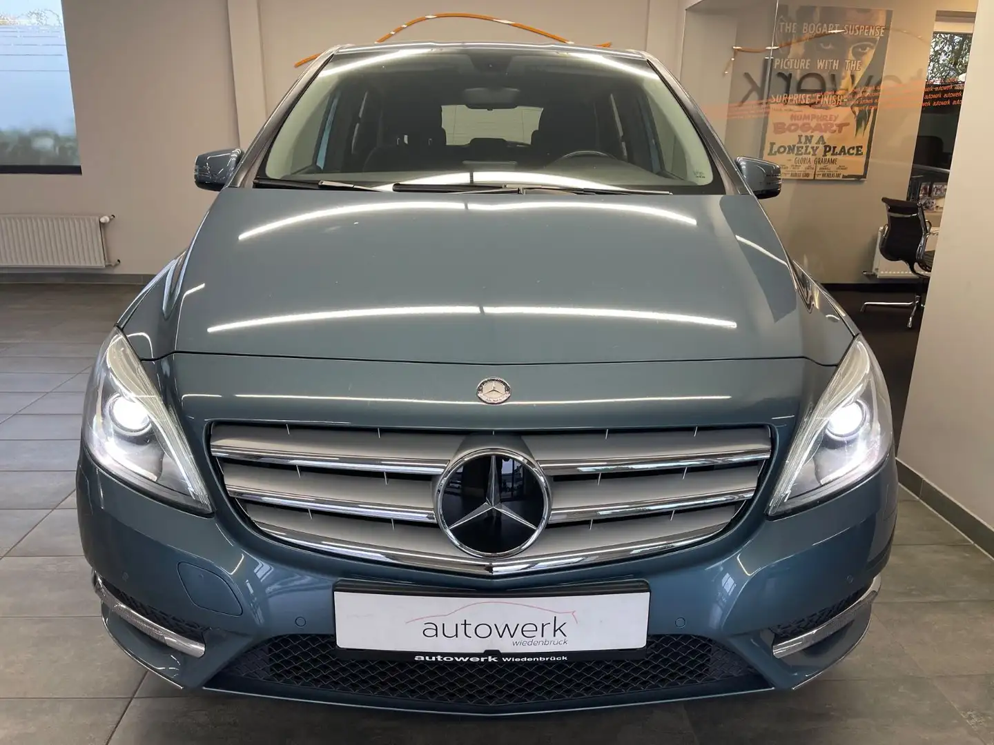 Mercedes-Benz B 180 BlueEfficiency*AUT./Navi/ALU/BiXe/TÜVNEU* Bleu - 2