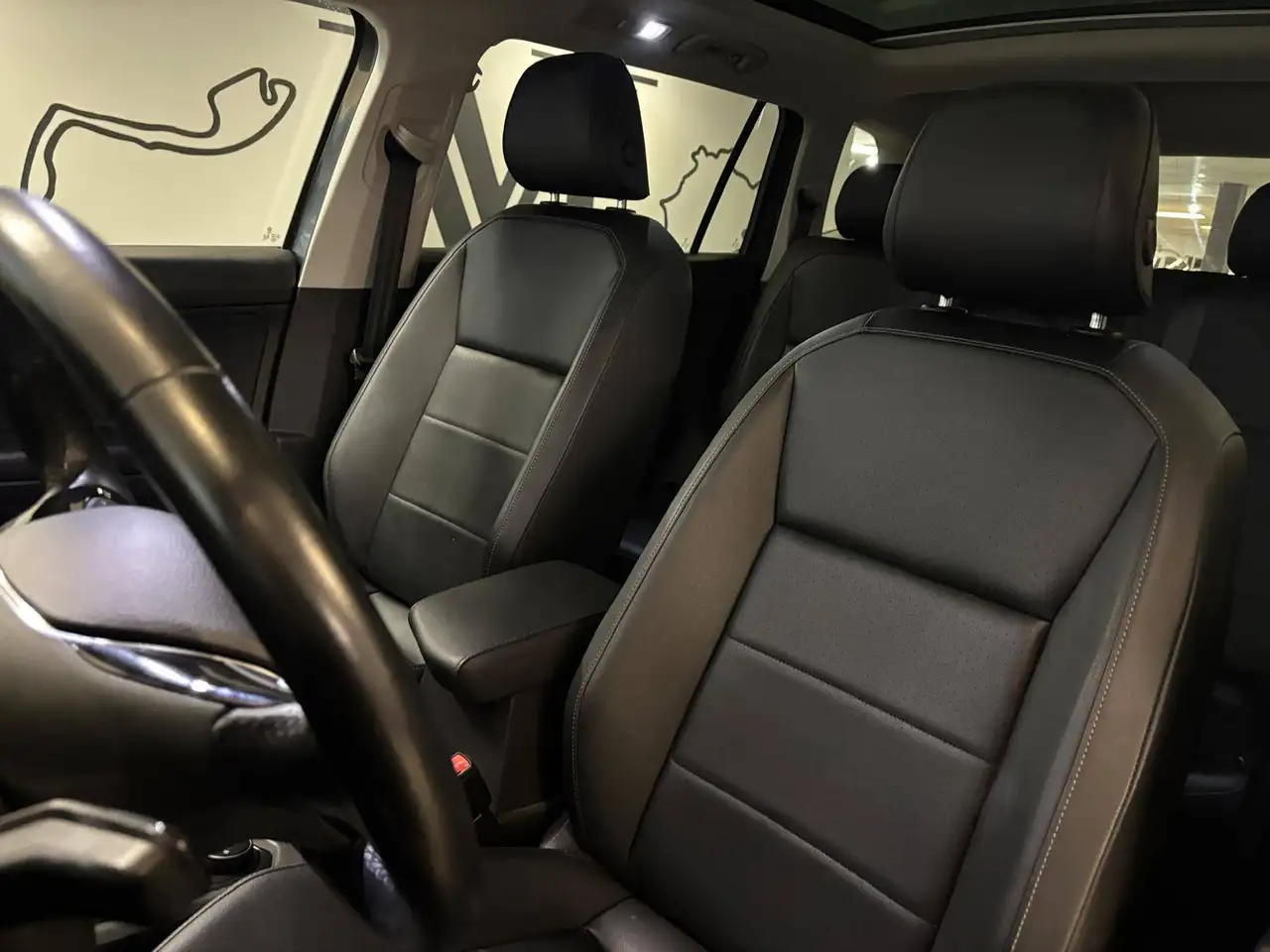 Volkswagen Tiguan снимка Volkswagen Tiguan