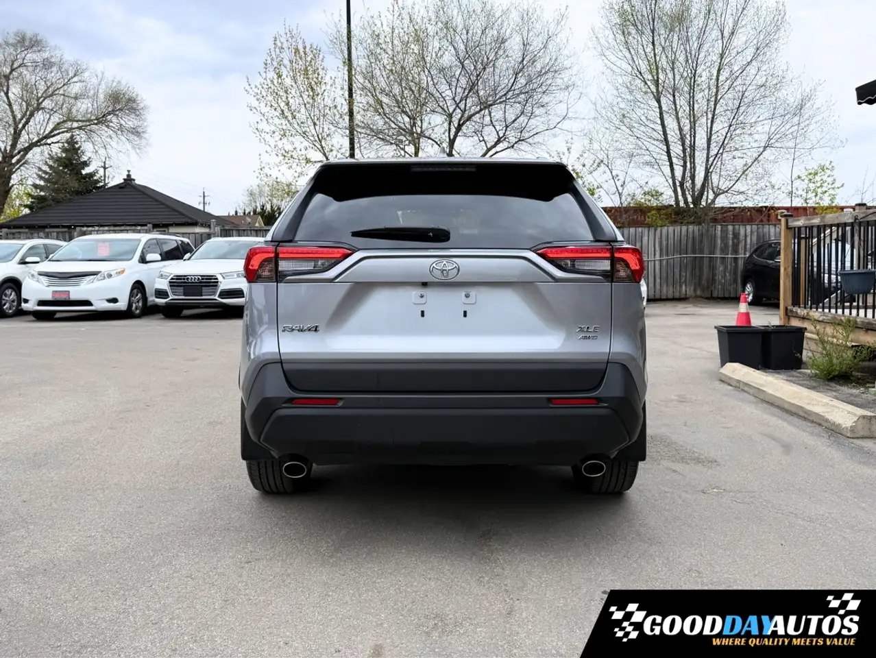 Toyota RAV 4 снимка Toyota RAV 4