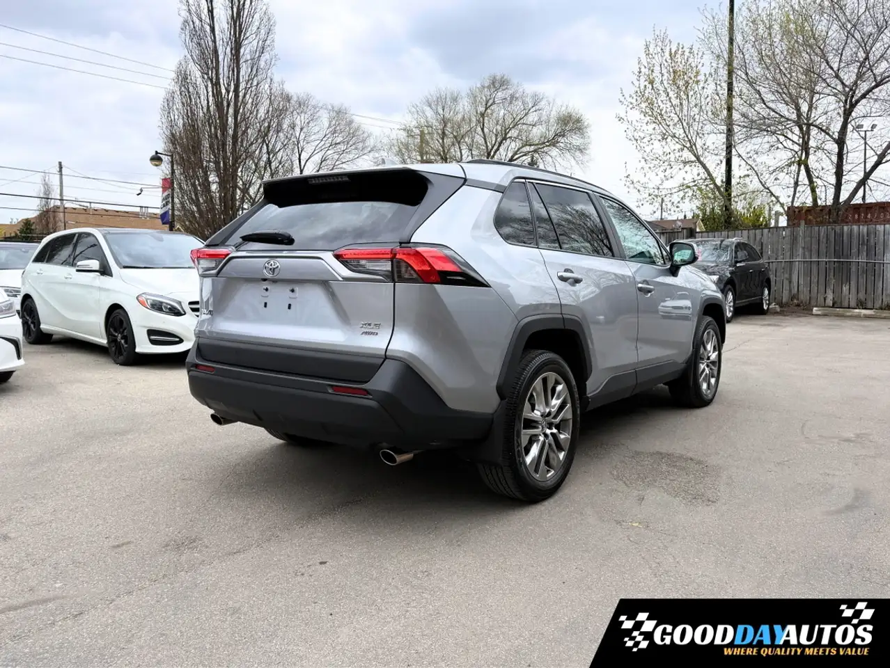Toyota RAV 4 снимка Toyota RAV 4