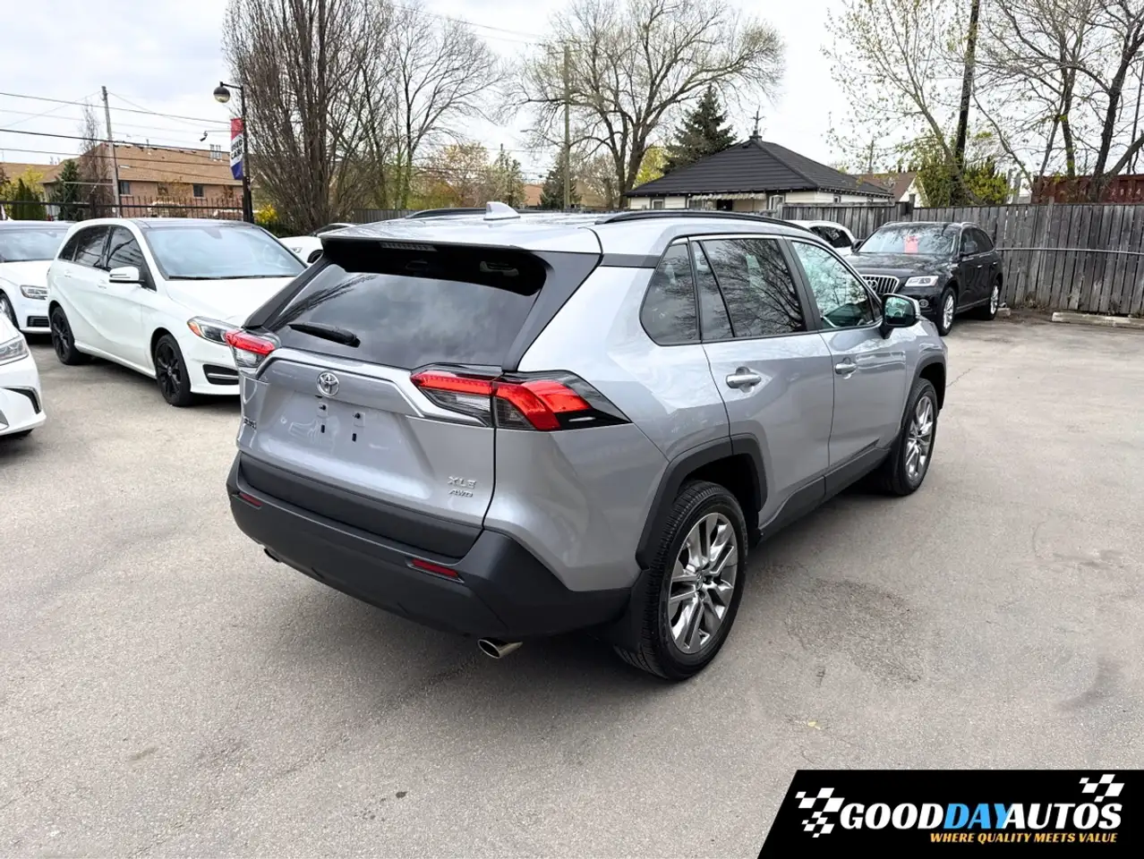 Toyota RAV 4 снимка Toyota RAV 4