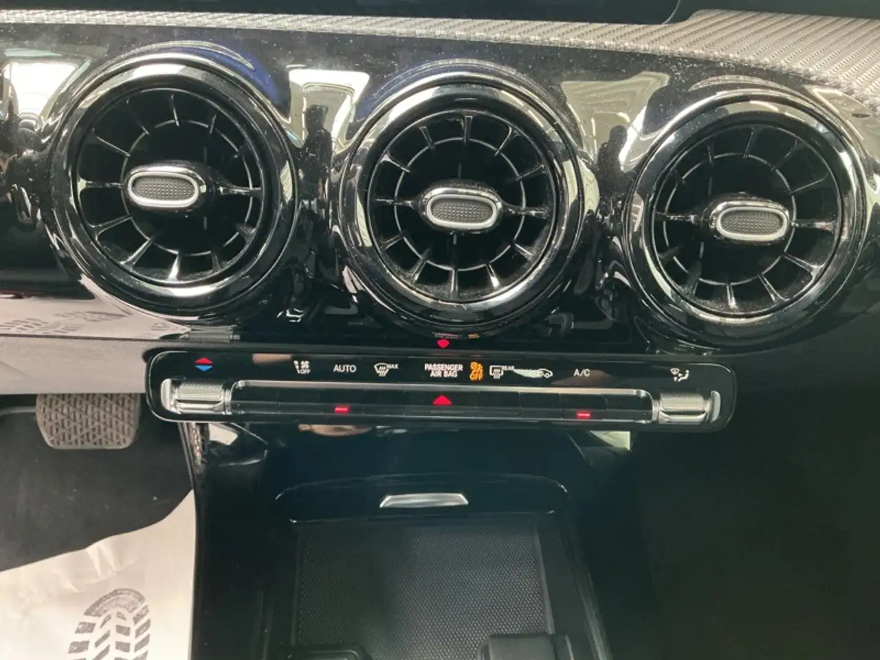 Mercedes-Benz A-Class d Facelift Essential Line, миниатюра 11