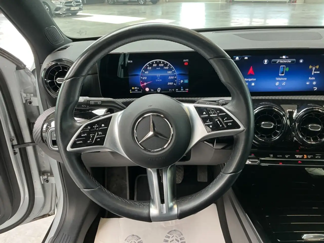 Mercedes-Benz A-Class d Facelift Essential Line, миниатюра 3