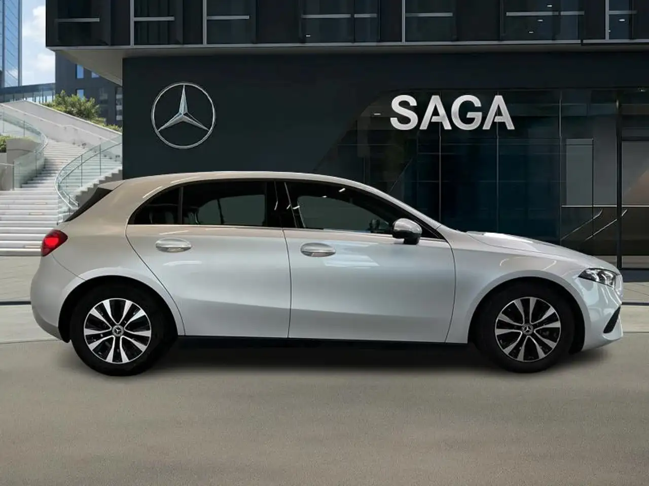 Mercedes-Benz A-Class d Facelift Essential Line, миниатюра 4