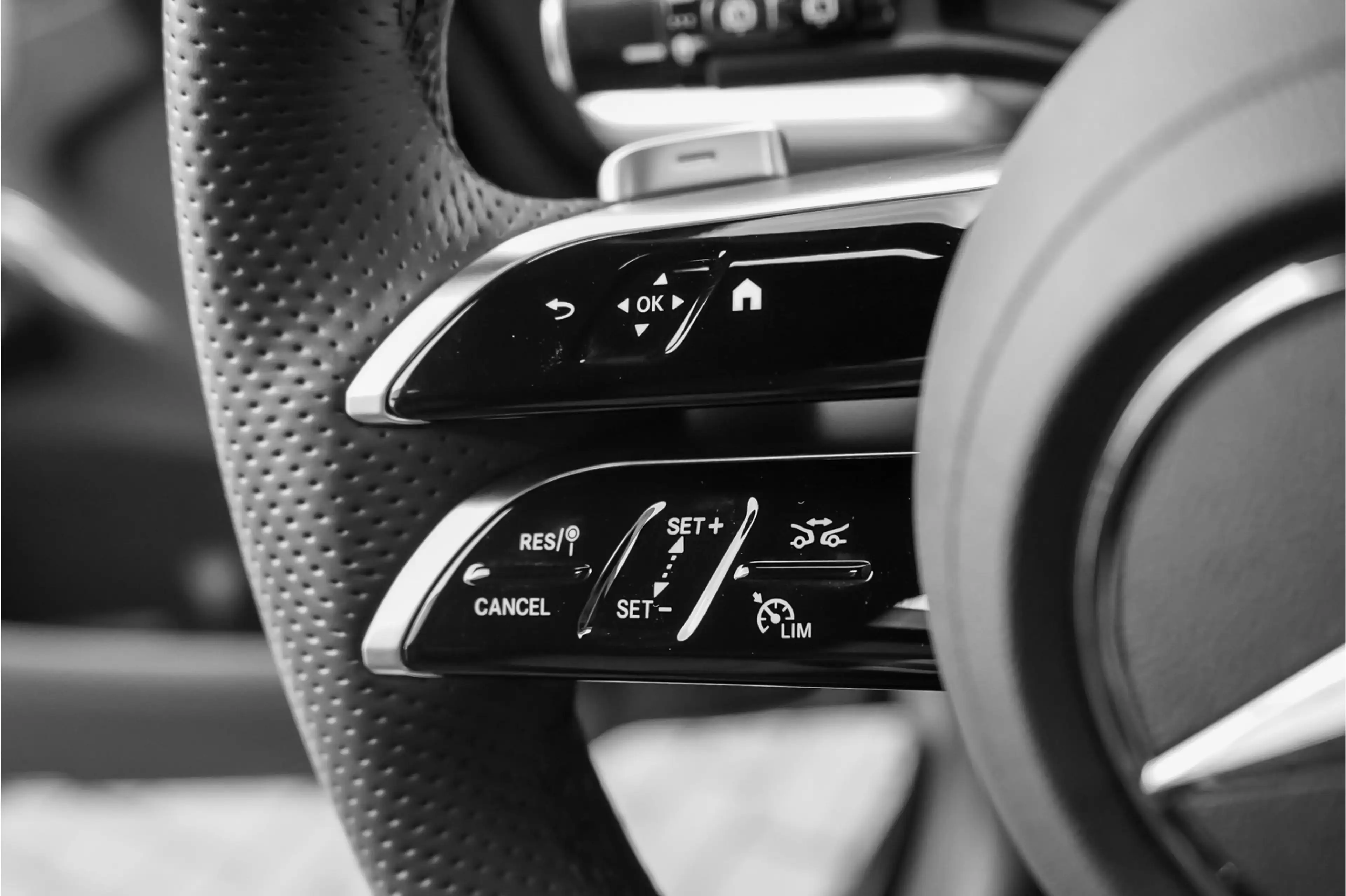 Mercedes-Benz GLC 400 400e 4M AMG Line Premium+ HUD Pano Keyless Burmest — photo 39