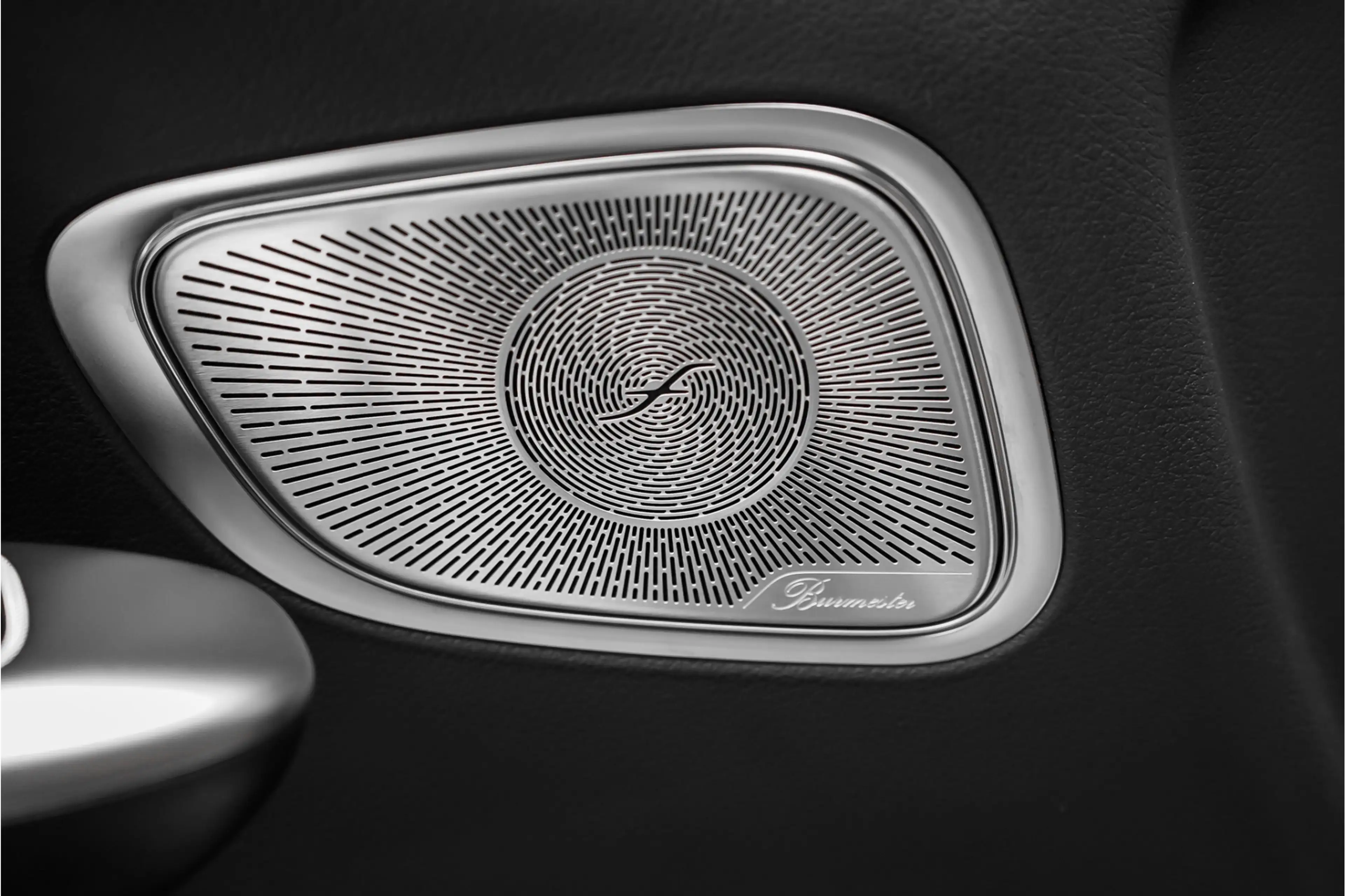 Mercedes-Benz GLC 400 400e 4M AMG Line Premium+ HUD Pano Keyless Burmest — photo 26