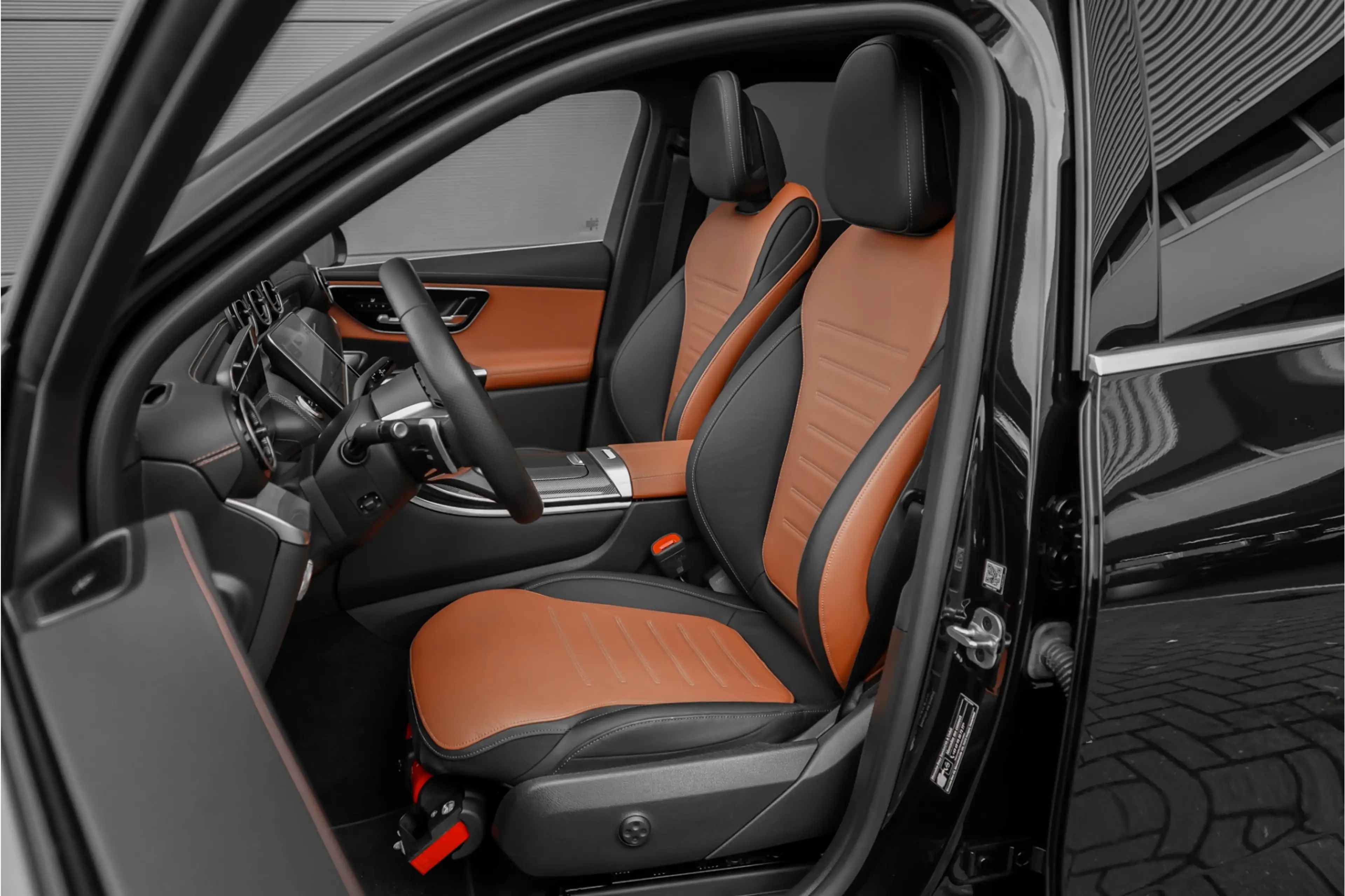 Mercedes-Benz GLC 400 400e 4M AMG Line Premium+ HUD Pano Keyless Burmest — photo 5