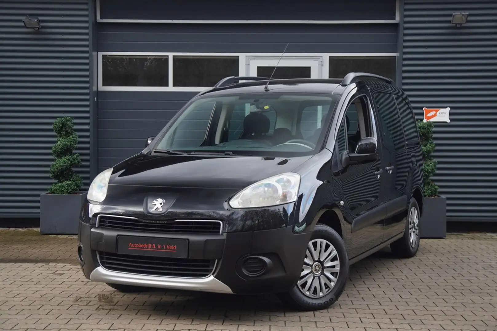 Peugeot Partner Tepee 1.6 VTi Access AIRCO PDC SCHUIFDEUREN Schwarz - 1