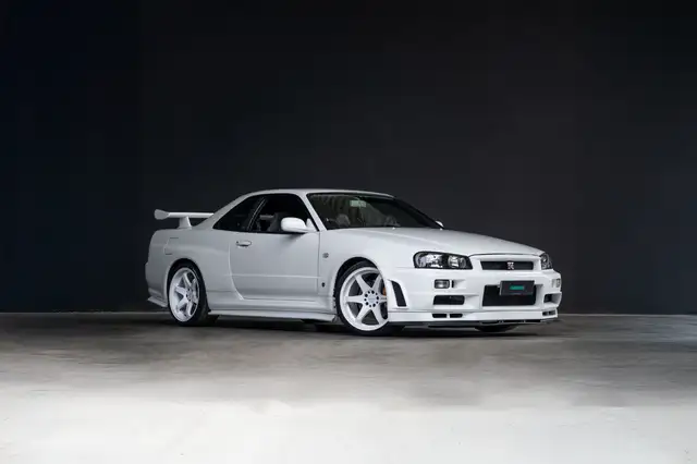 Nissan Skyline GT-R R34 Body kit originale R-Tune