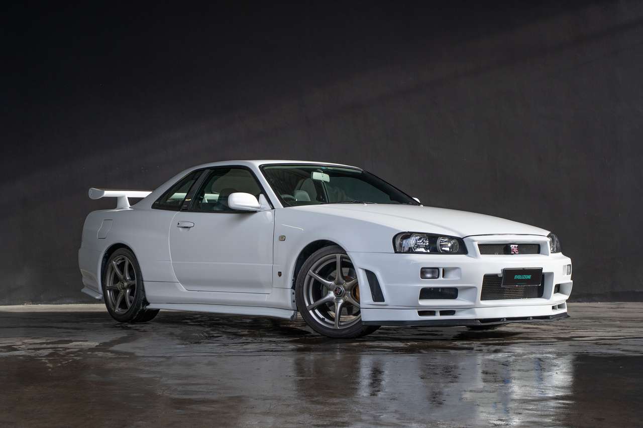 Nissan Skyline GT-R R34 Body kit originale R-Tune