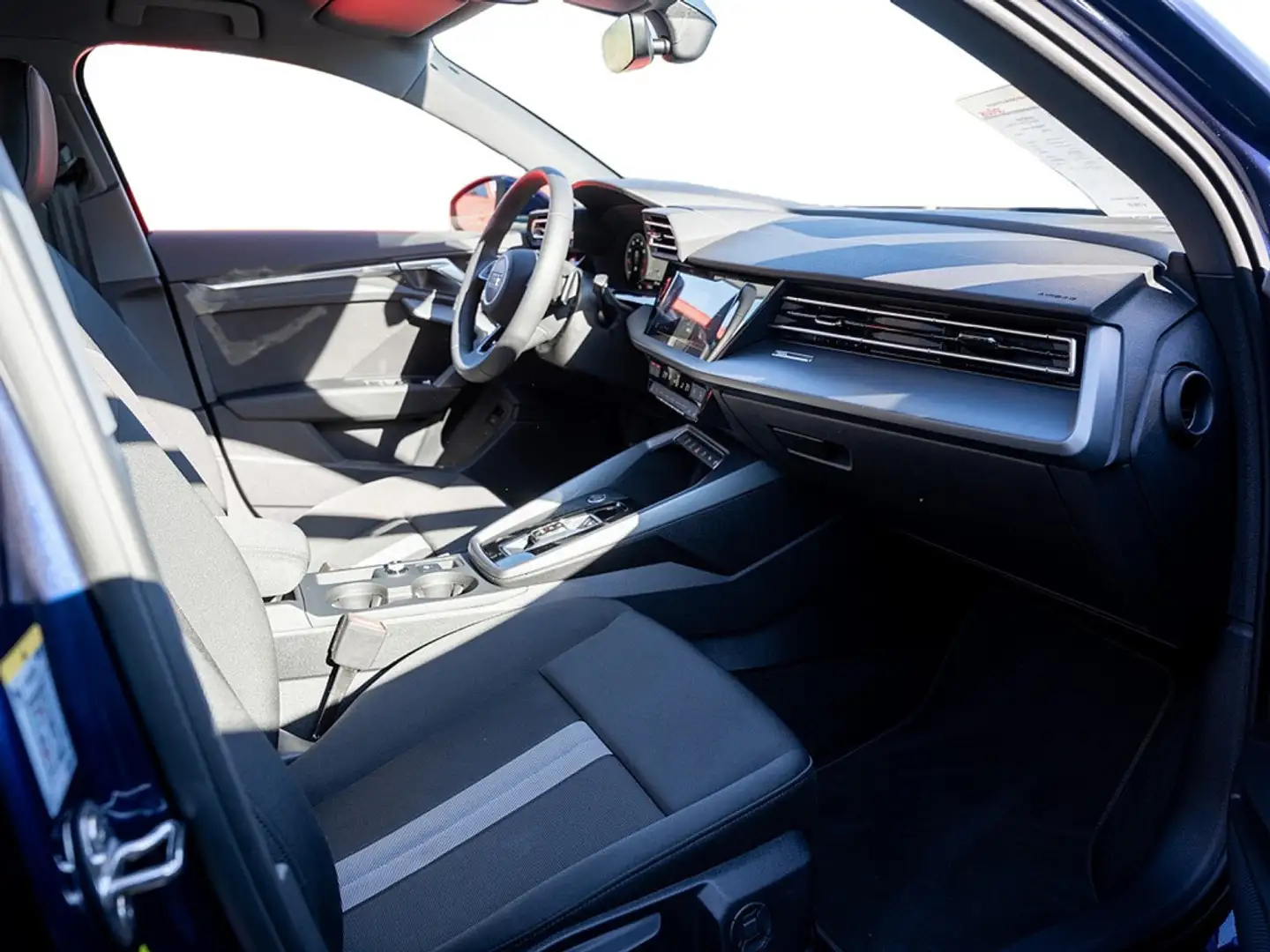 Audi A3 Sportback 30 TFSI advanced NAVI LED ACC KA Blau - 2