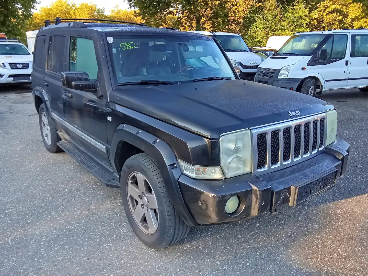 Jeep Commander 3.0 V6 CRD Overland Kein Tüv! Schwarz - 2