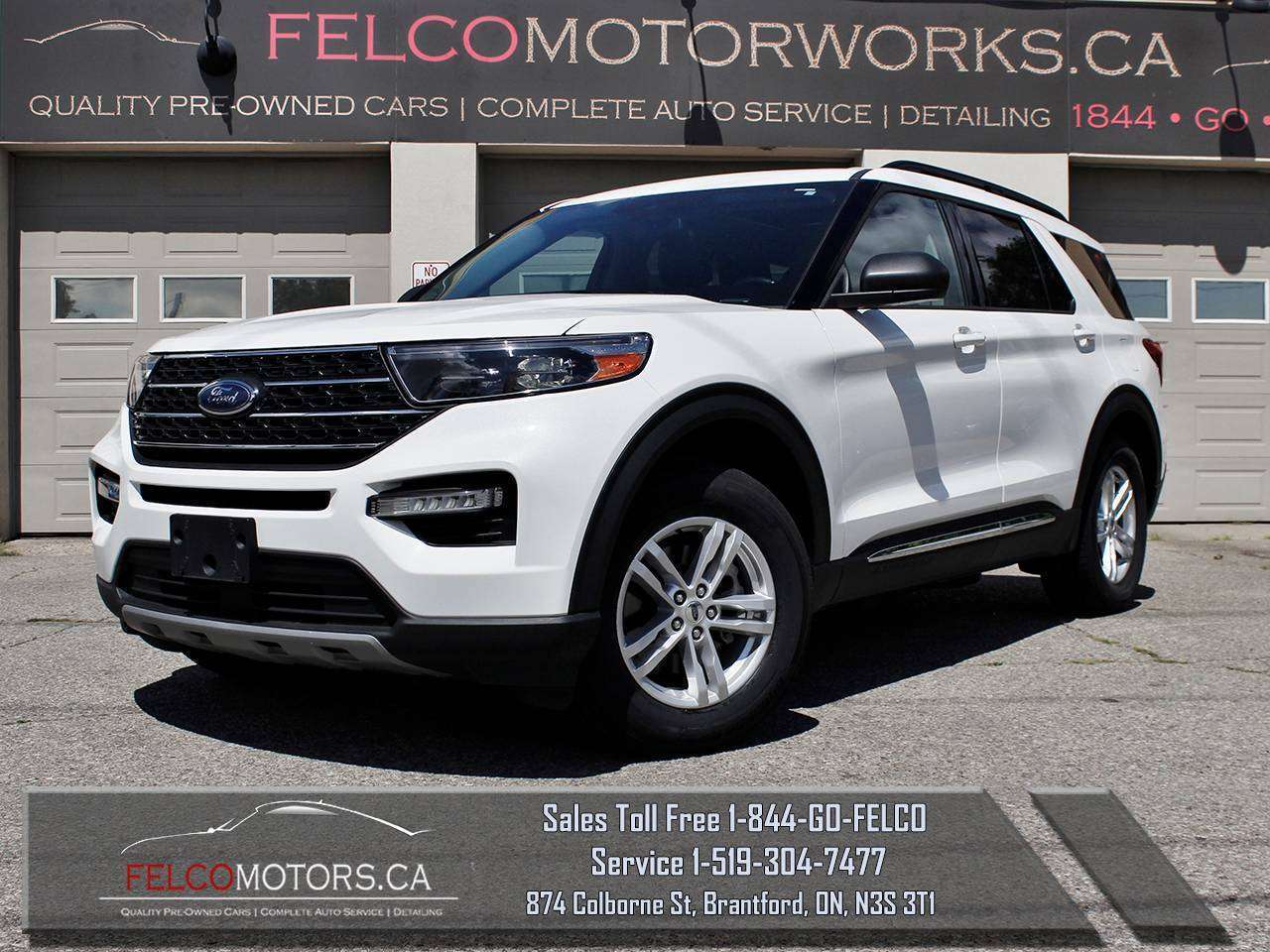 2022 Ford Explorer XLT ONE OWNER , LOW KMS !