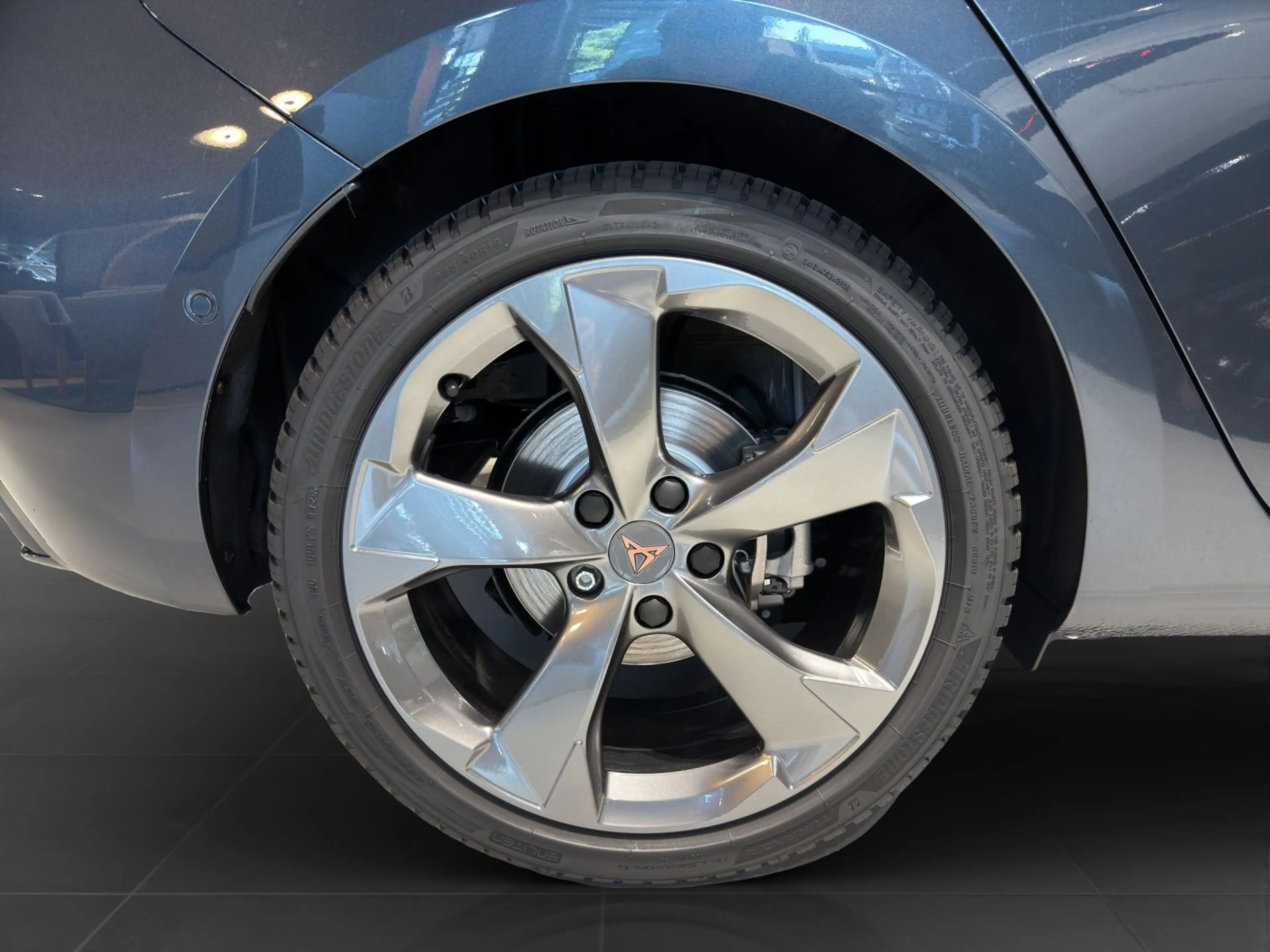 CUPRA Leon 1.5 e-HYBRID DSG REAR VIEW NAVI GJR SITZHZ — photo 7