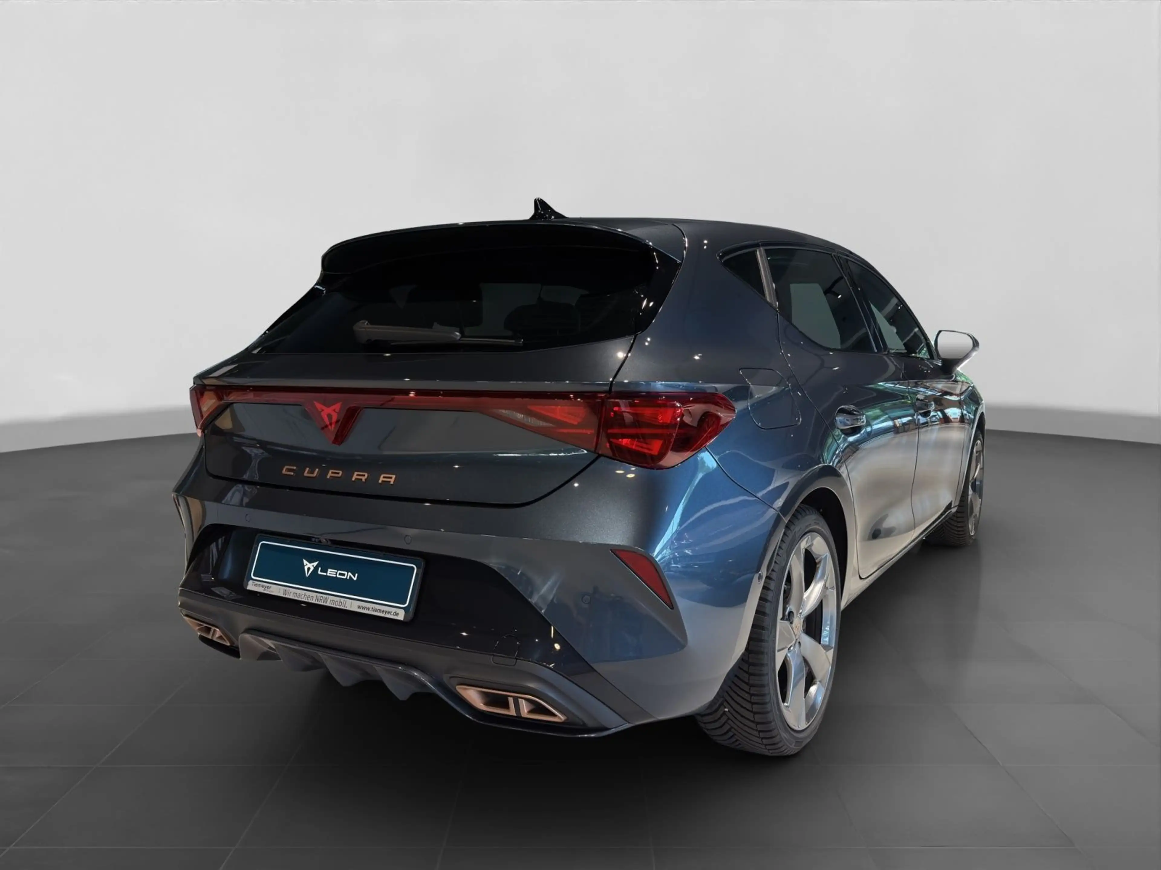 CUPRA Leon 1.5 e-HYBRID DSG REAR VIEW NAVI GJR SITZHZ — photo 3
