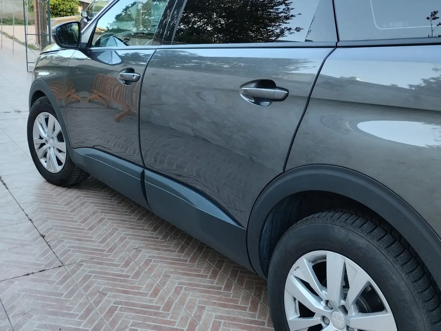 Peugeot 5008 1.5 bluehdi Business s&s 130cv 5p.ti eat8 - 2