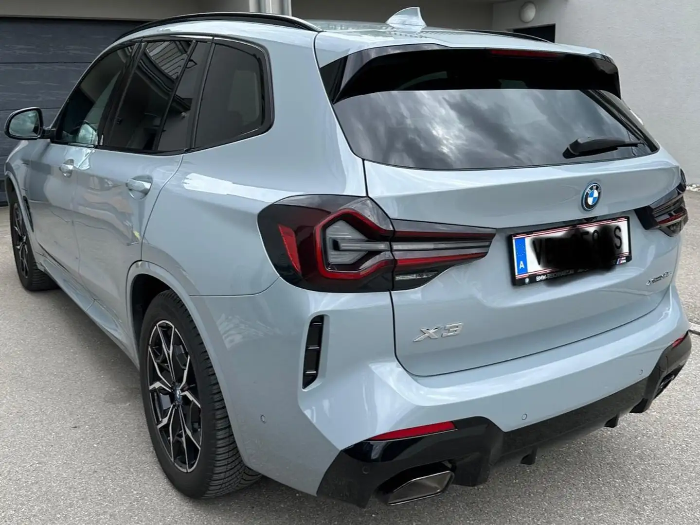 BMW X3 X3 xDrive30e PHEV Aut. Grau - 2