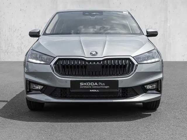 Skoda Fabia view 3