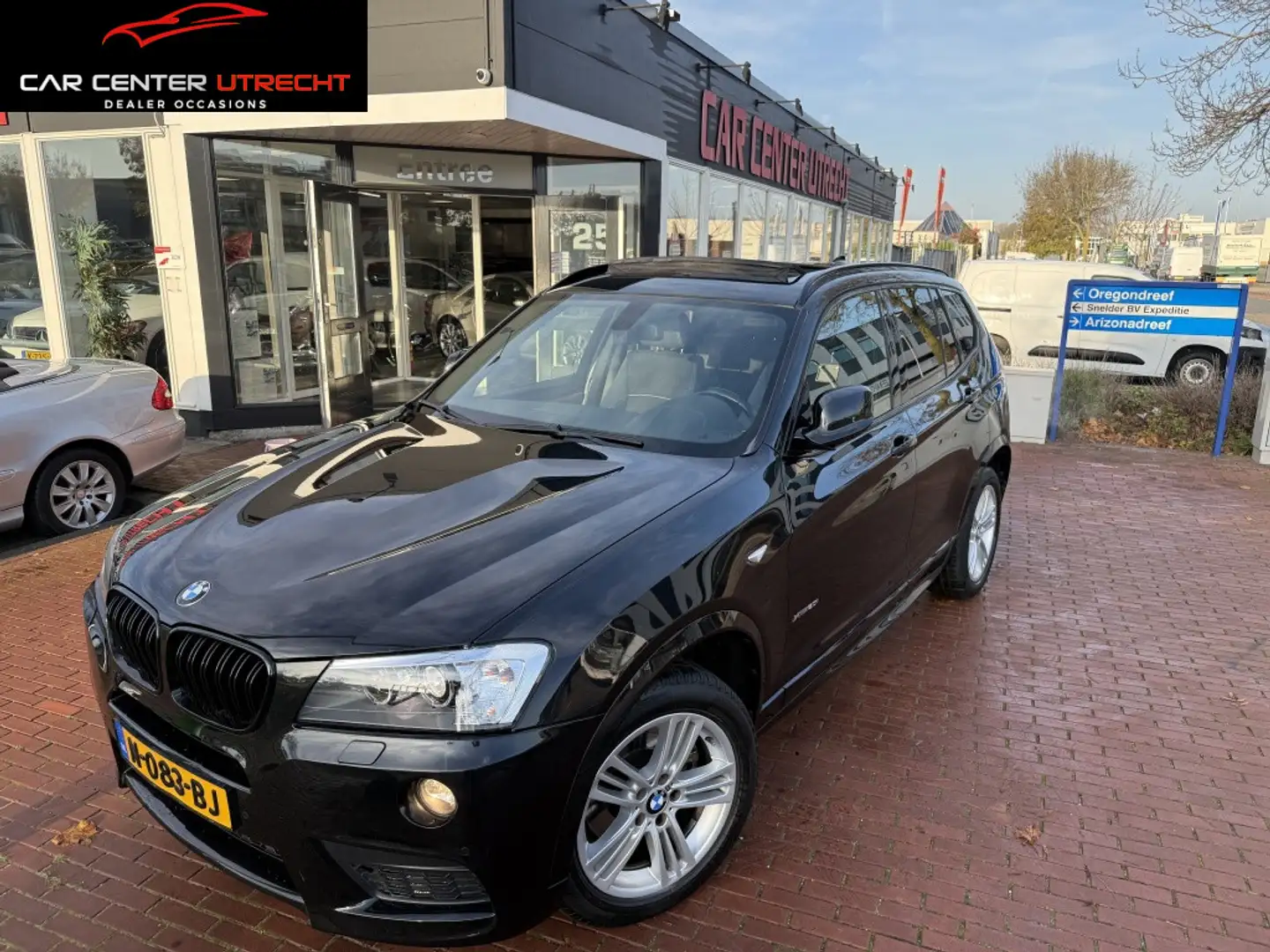 BMW X3 xDrive20i High Exec. pano navi automaat airco Noir - 1