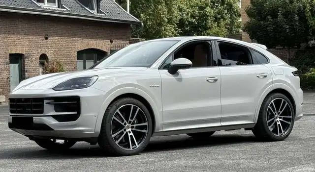 Porsche Cayenne Coupé S E Hybrid Sports