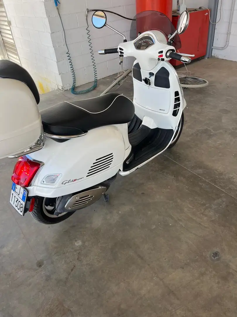 Piaggio GTS 300 gts super - 1