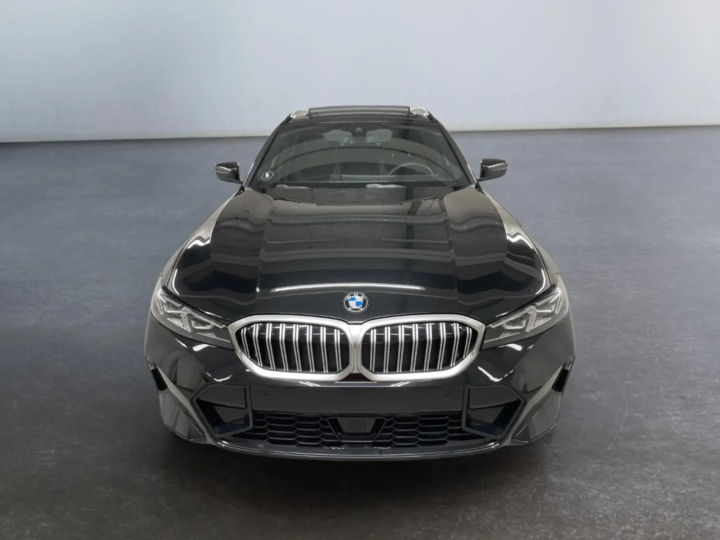 BMW 330 330i xDrive M Sport 245PS/180kW Steptronic 2026... Schwarz - 2