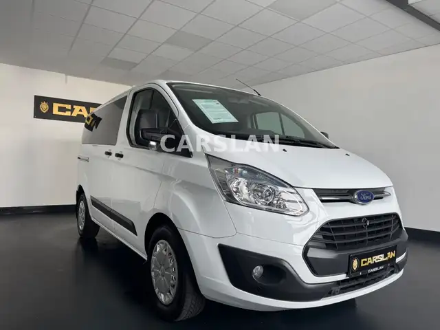 Ford Transit Custom view 5