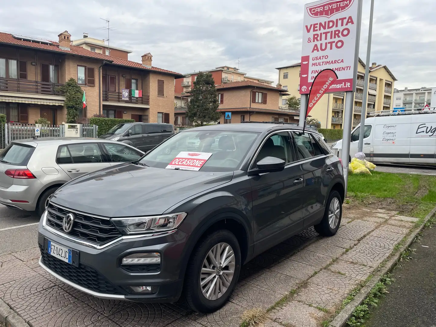 Volkswagen T-Roc 1.6 tdi Advanced Grigio - 2