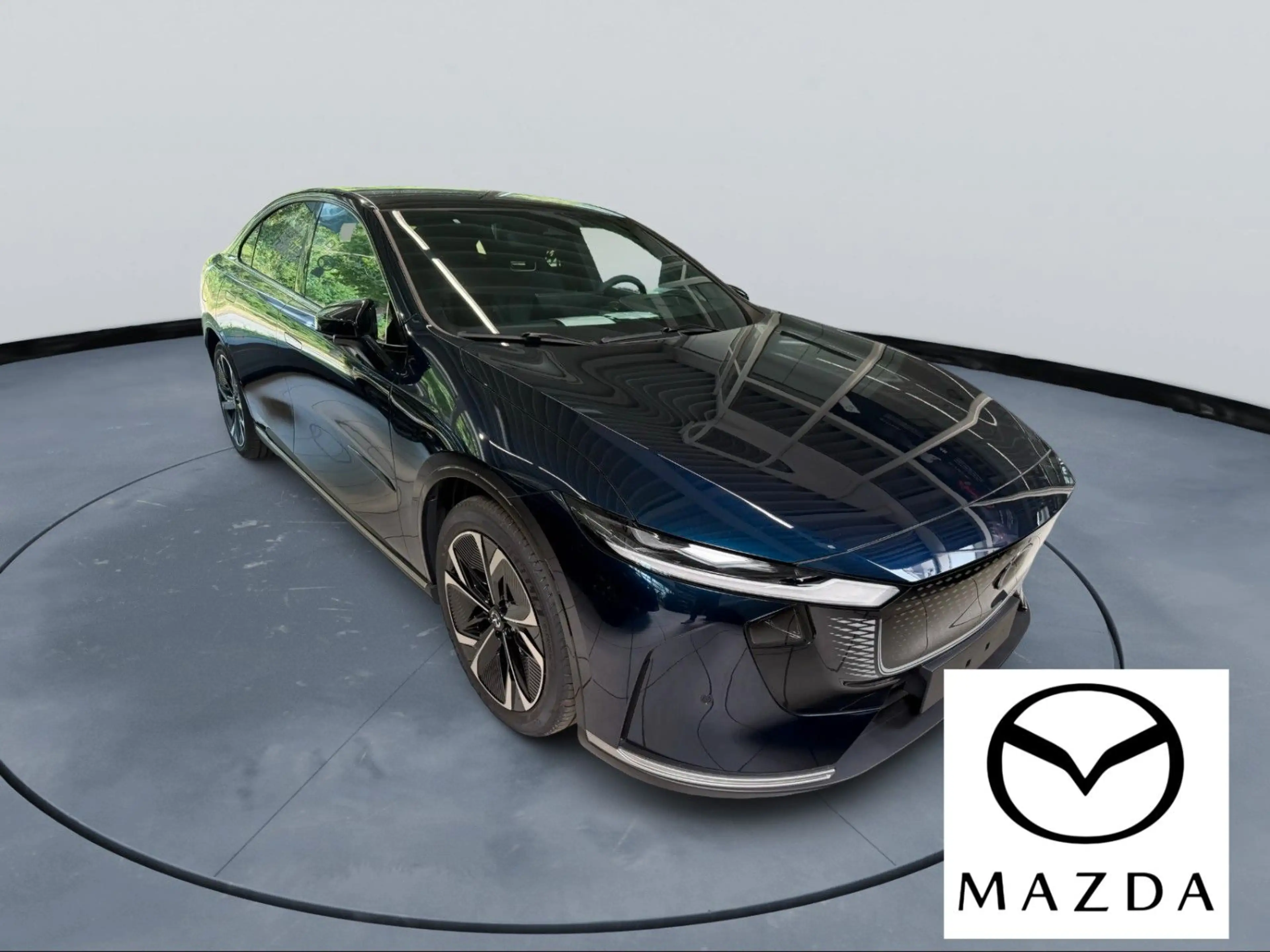 Mazda 6e 190 kW EV Takumi — photo 5