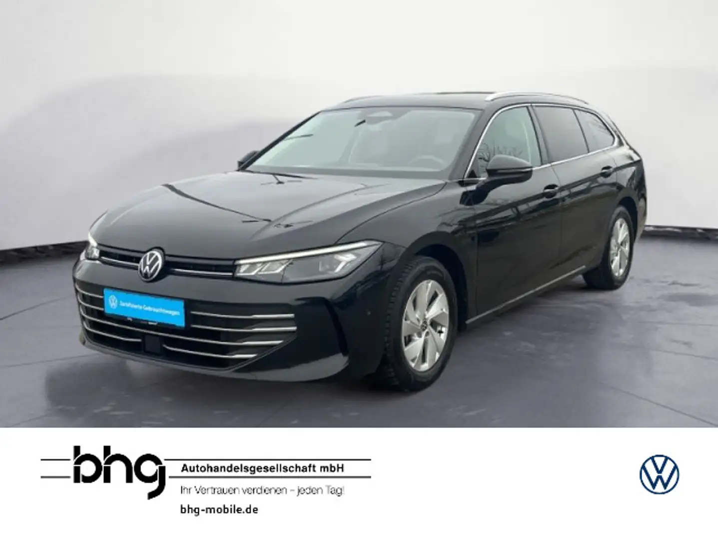 Volkswagen Passat Variant 2.0 TDI DSG Business AHK TrailerA Schwarz - 1