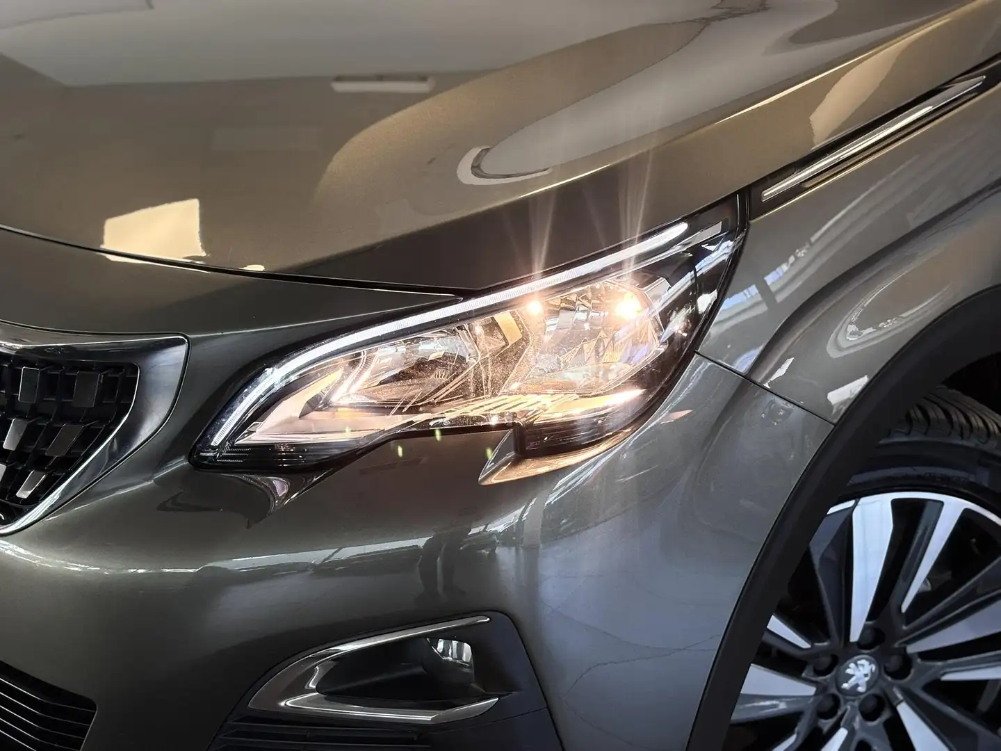 Peugeot 3008 Blue Lease Premium 1.2 Turbo 130pk | NAVI | CAMERA Grigio - 2