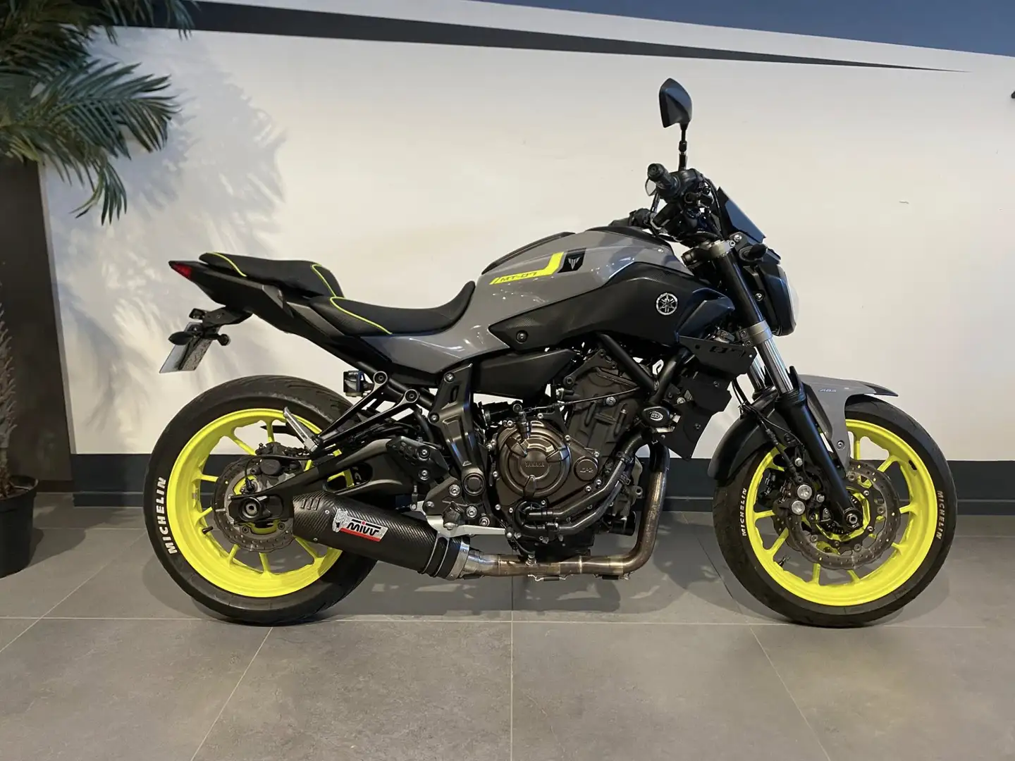 Yamaha MT-07 - 1