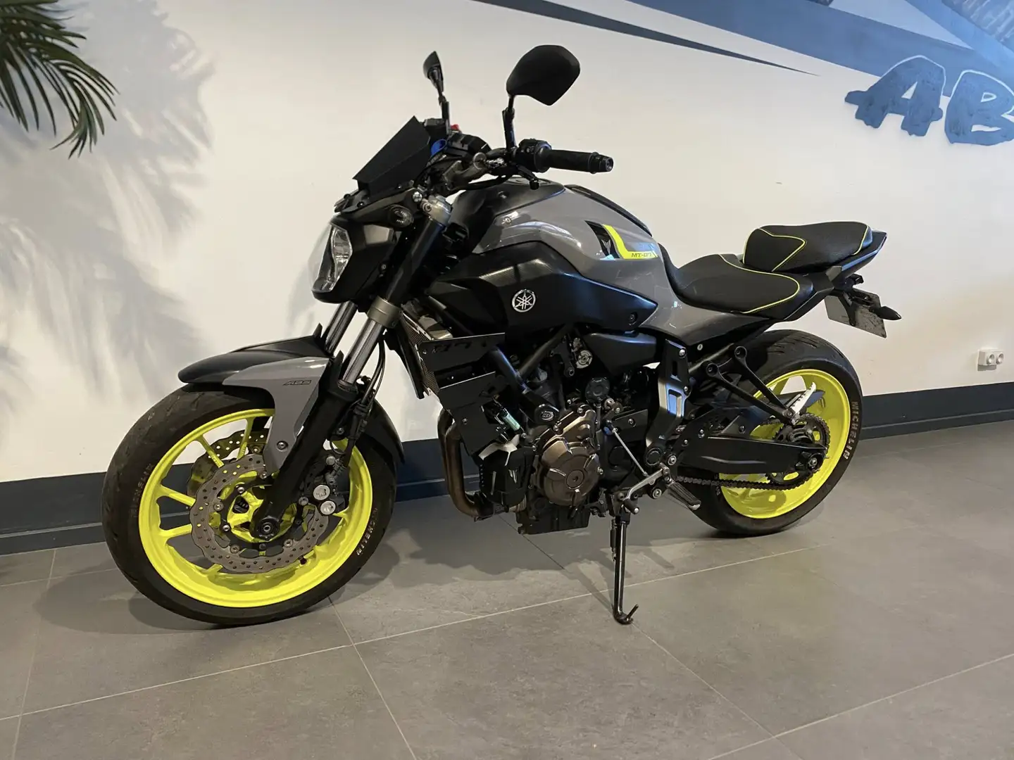 Yamaha MT-07 - 2