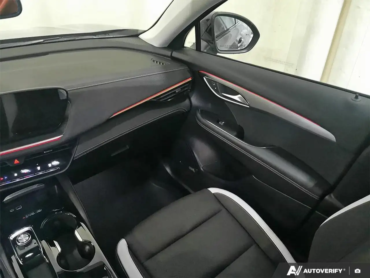 Buick Envision снимка Buick Envision