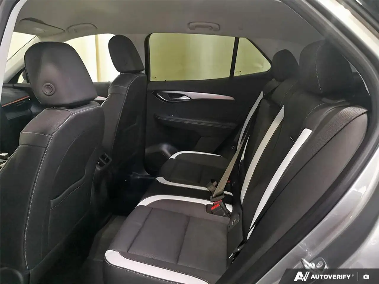 Buick Envision снимка Buick Envision