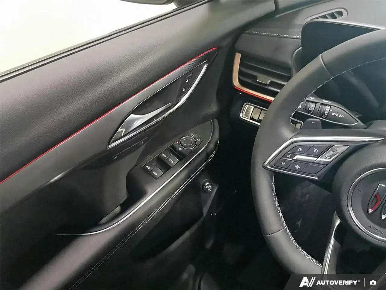 Buick Envision снимка Buick Envision