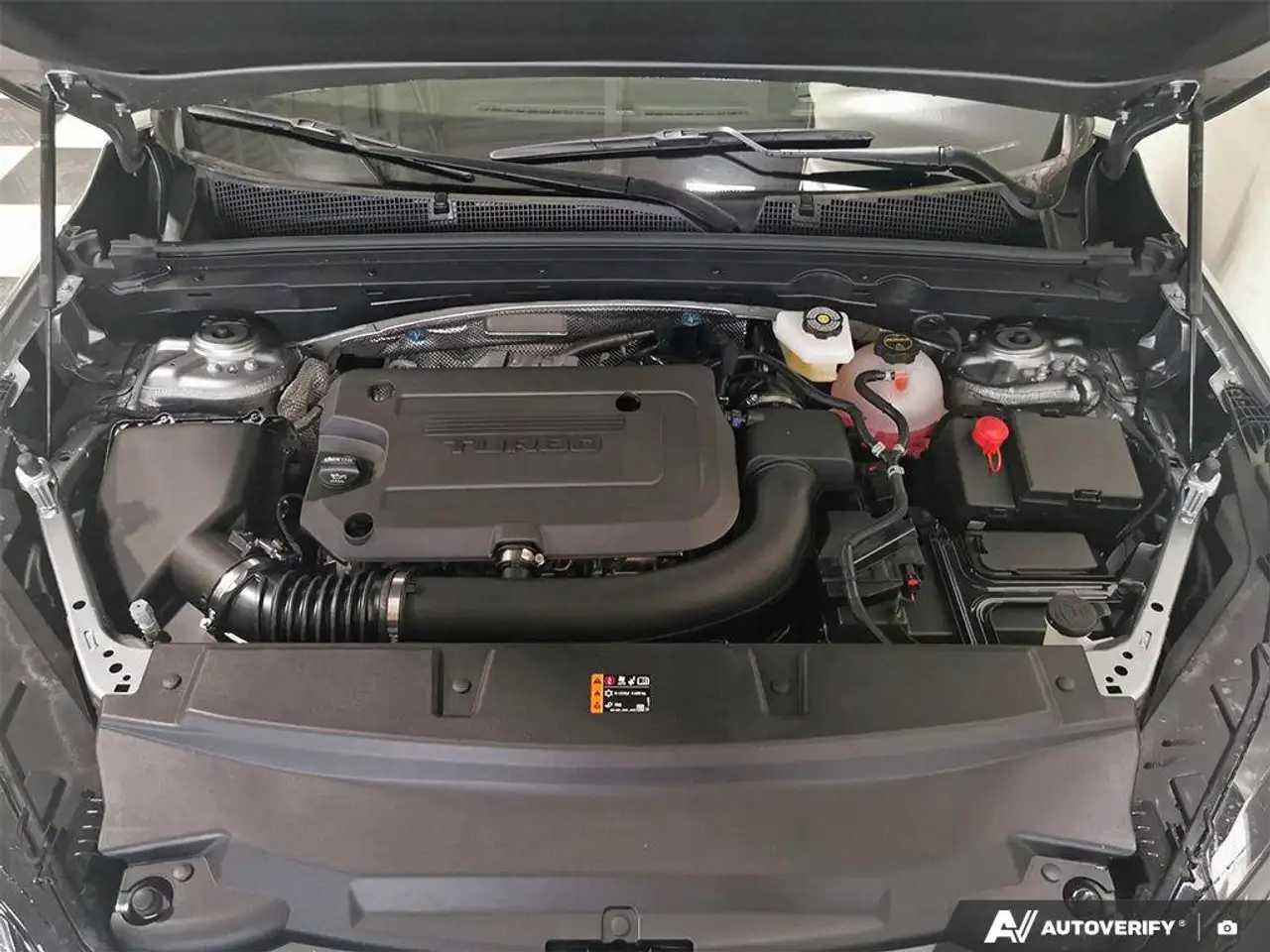 Buick Envision снимка Buick Envision