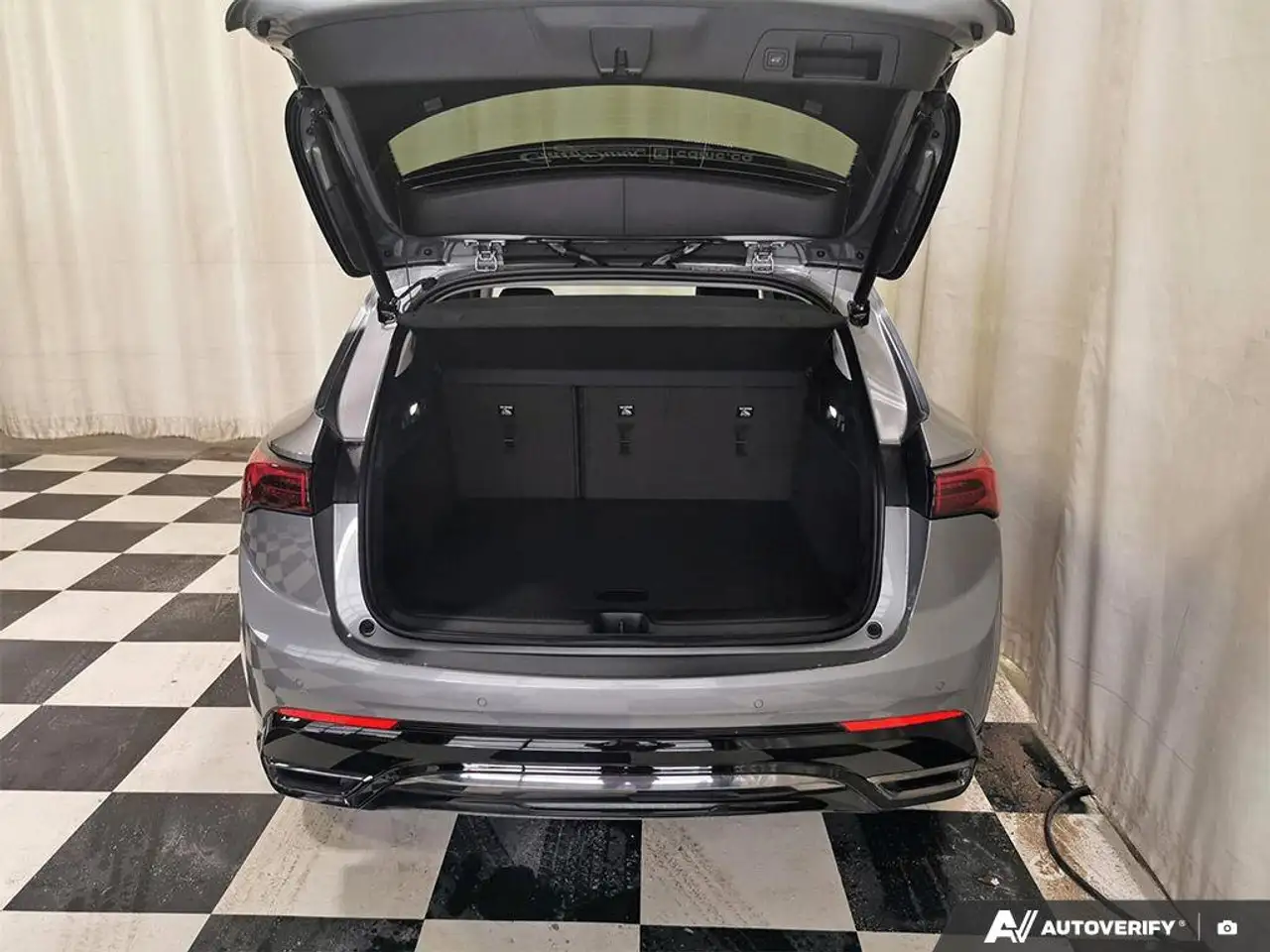 Buick Envision снимка Buick Envision