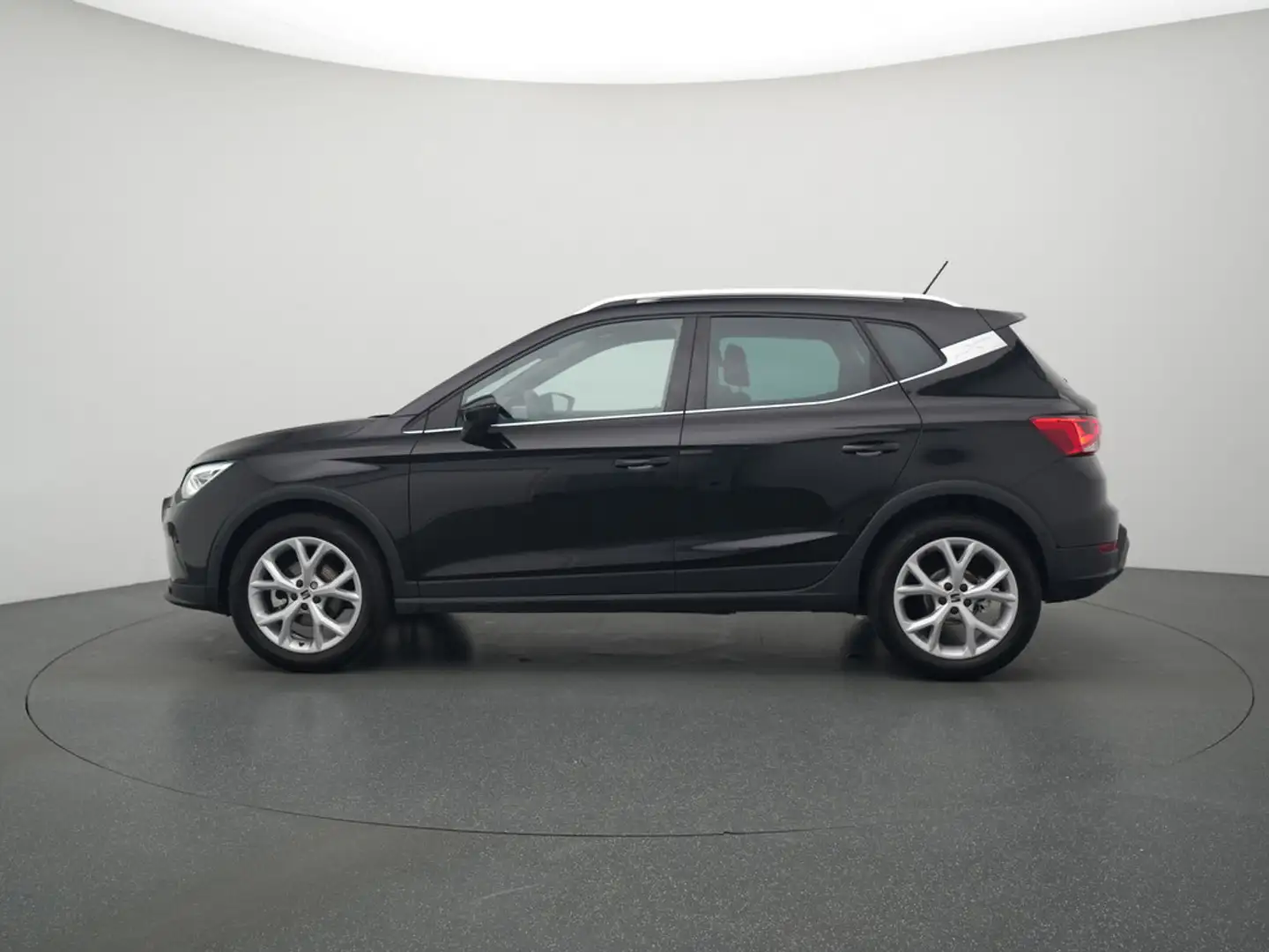 SEAT Arona FR NAVI VIRT APP CONNECT ACC KAM LED Schwarz - 2