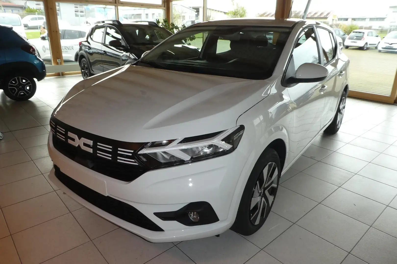Dacia Sandero Expression III 1.0 TCe 90 67 kW (91 PS), Schalt... Wit - 1