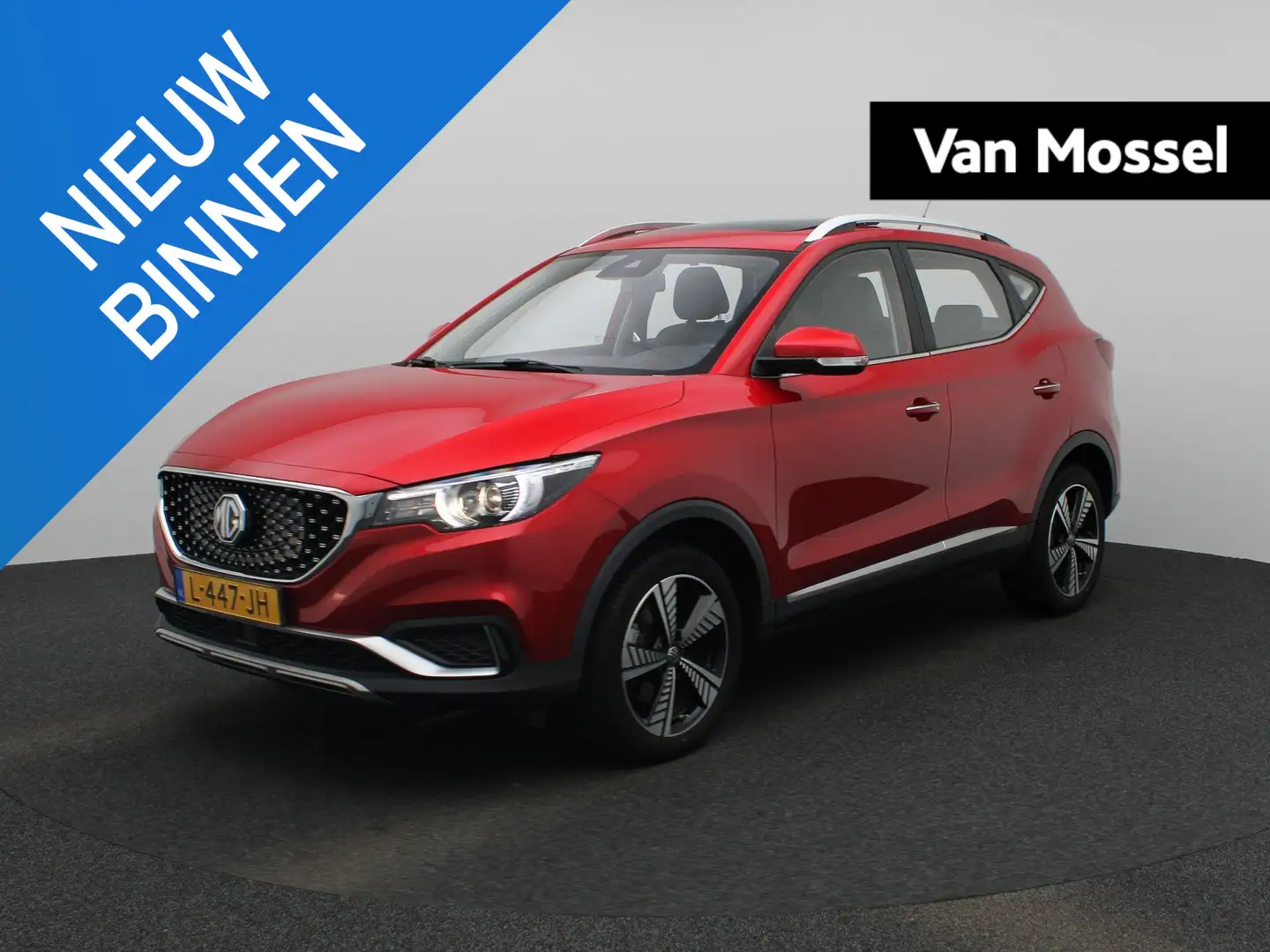MG ZS EV Luxury 45 kWh | Panoramadak | Navi | Leder | Ap Rot - 1
