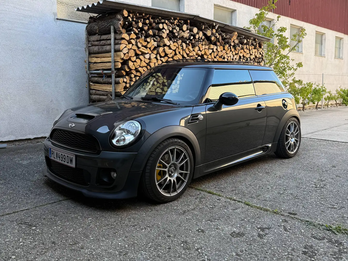 MINI Cooper S JCW Umbau Grau - 1