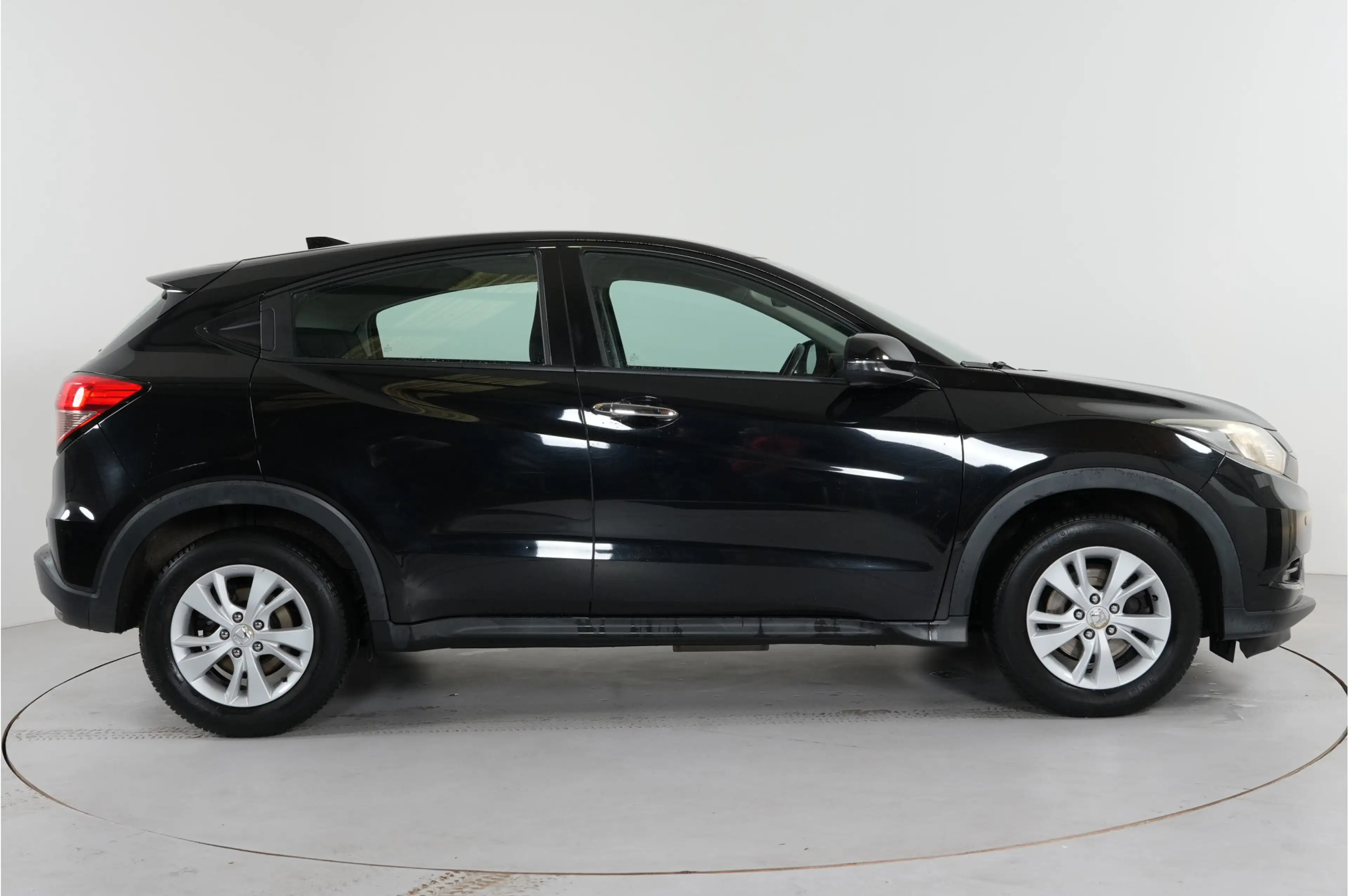 Honda HR-V 1.5 i-VTEC Elegance | Navi | Stl. verw. | Cruise | — photo 5