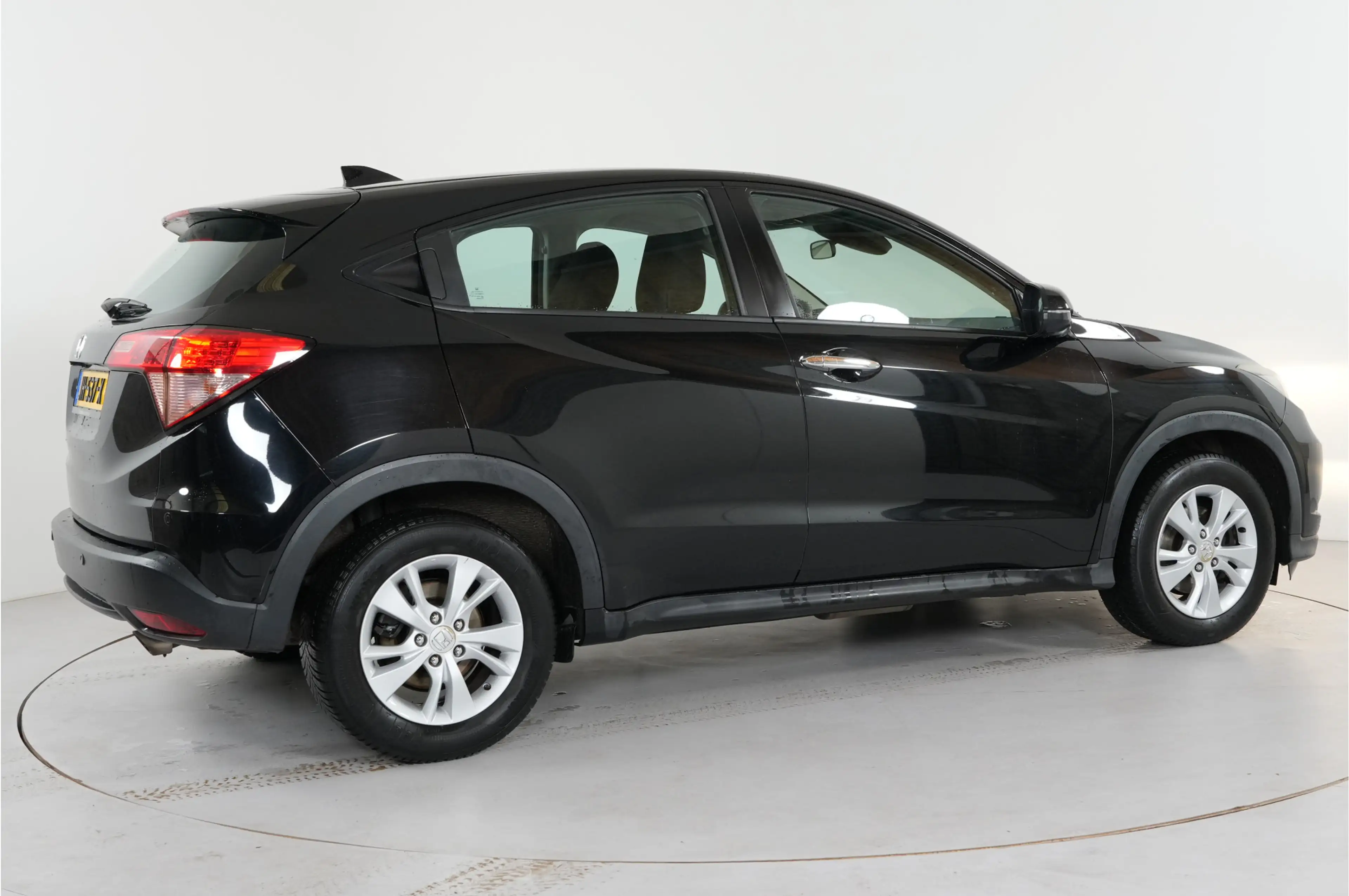 Honda HR-V 1.5 i-VTEC Elegance | Navi | Stl. verw. | Cruise | — photo 6