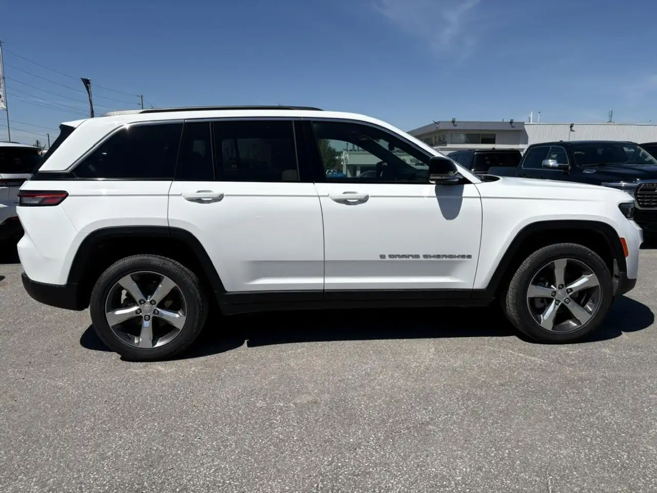 Jeep Grand Cherokee photo Jeep Grand Cherokee