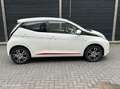Toyota Aygo 1.0 VVT-i x-play LM / airco / LED Blanc - thumbnail 2