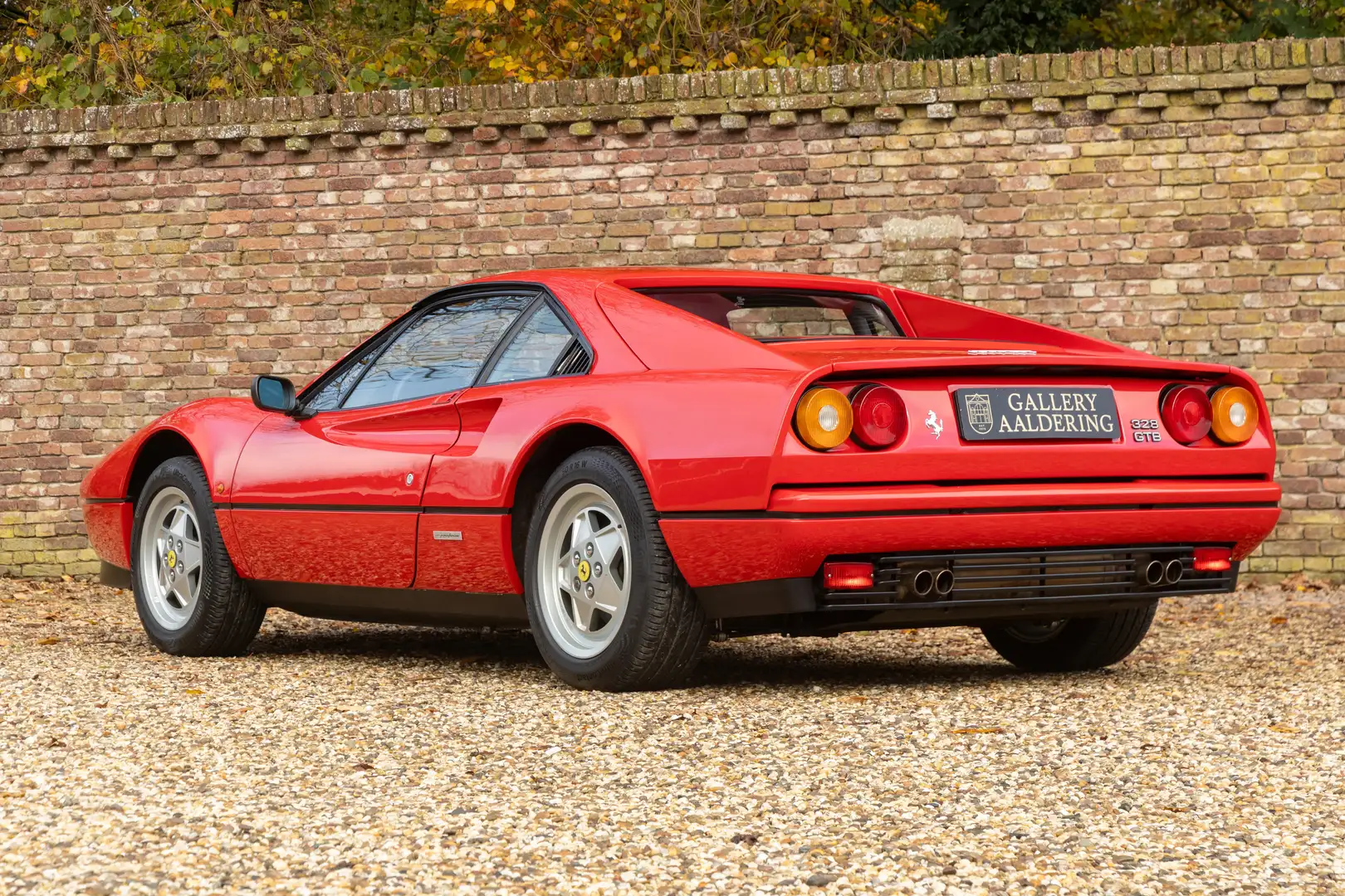 Ferrari 328 GTB "32.217 kms from new" TOP Quality example! Rec Rood - 2