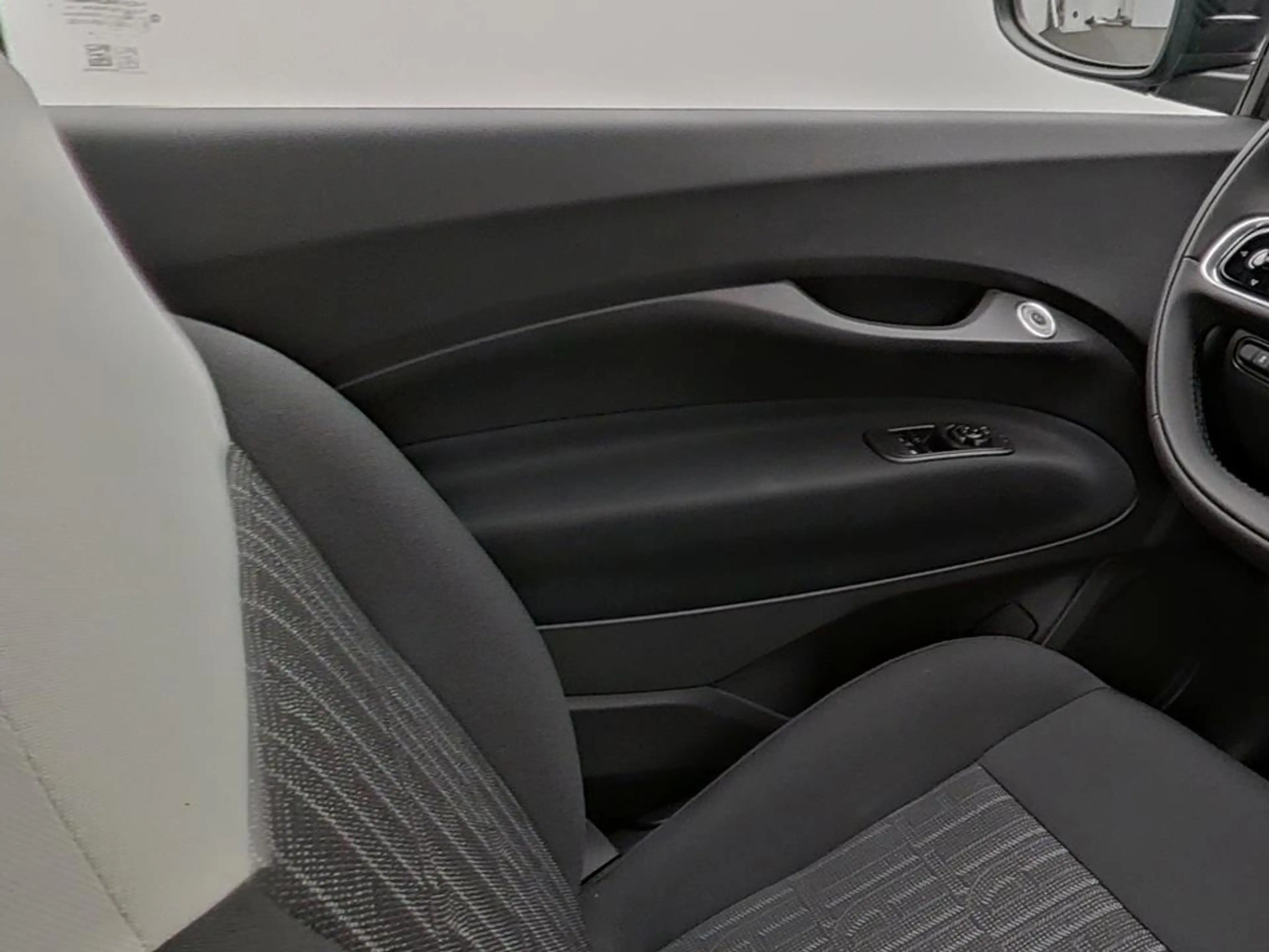 Fiat 500 Benzin Icon + Komfort Paket — photo 14