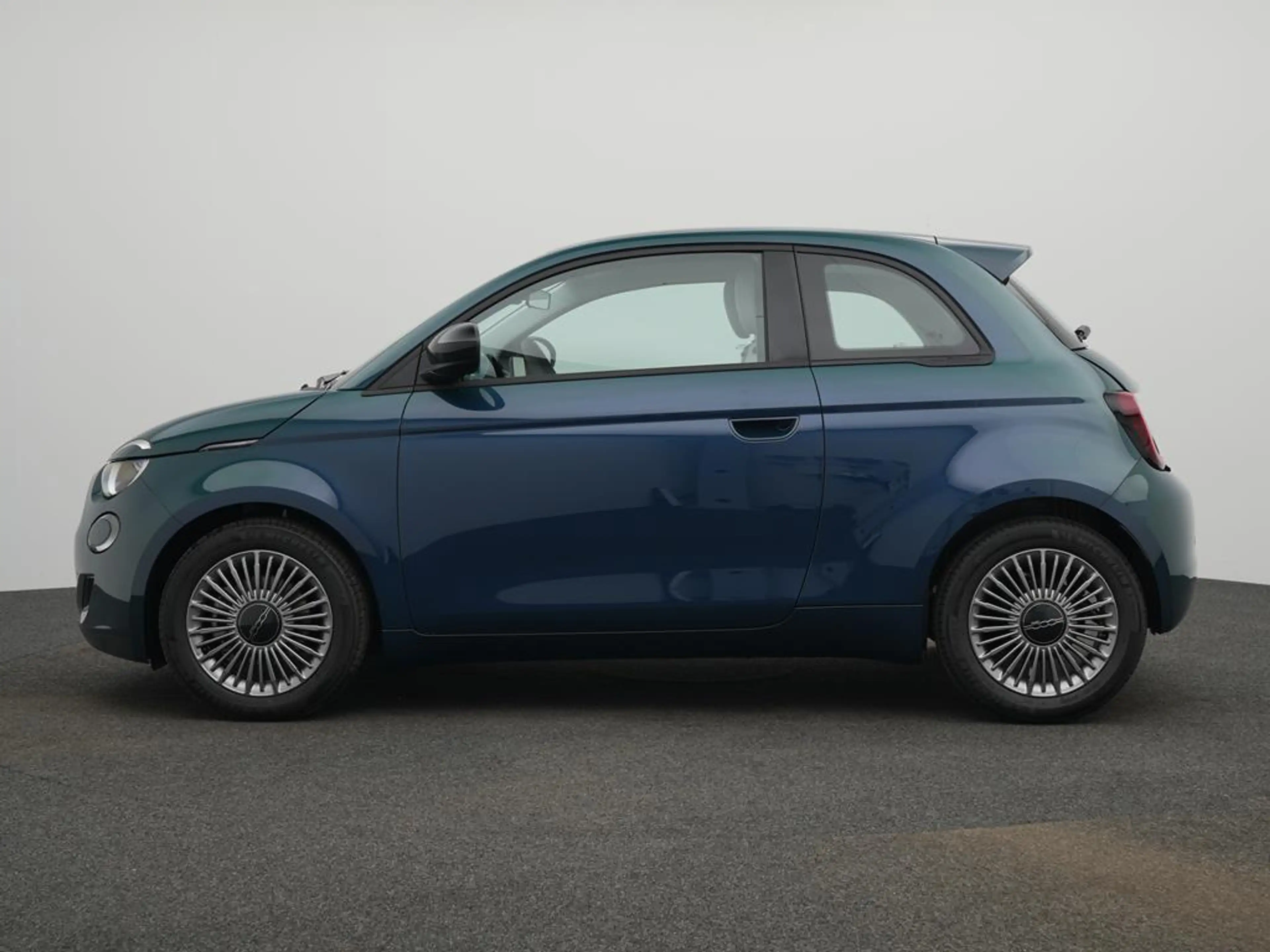 Fiat 500 Benzin Icon + Komfort Paket — photo 5
