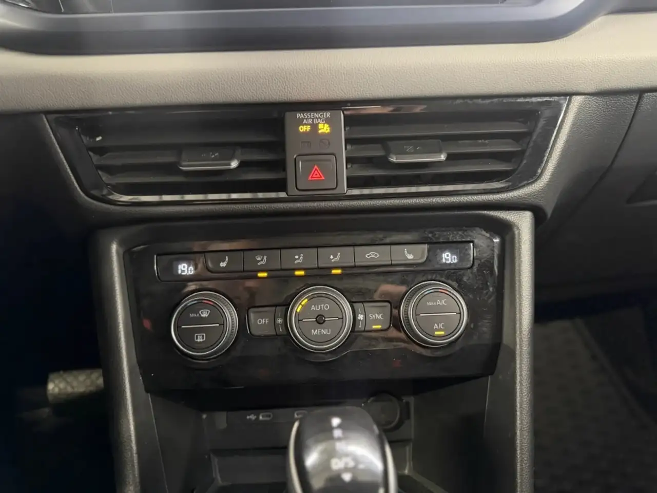 Volkswagen Taos снимка Volkswagen Taos